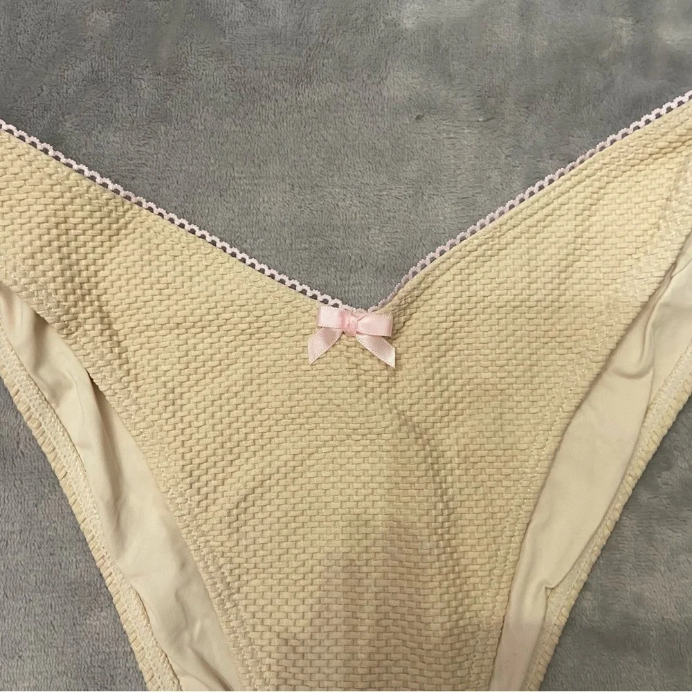 New! Frankie’s Bikinis Enzo thermal bikini bottom 10744